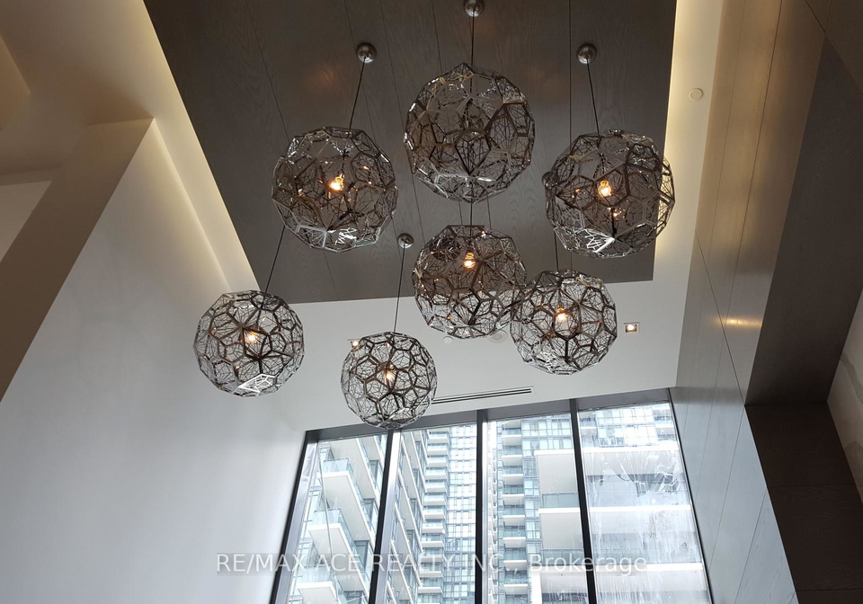 510-curran-place-mississauga-ontario-w12287088