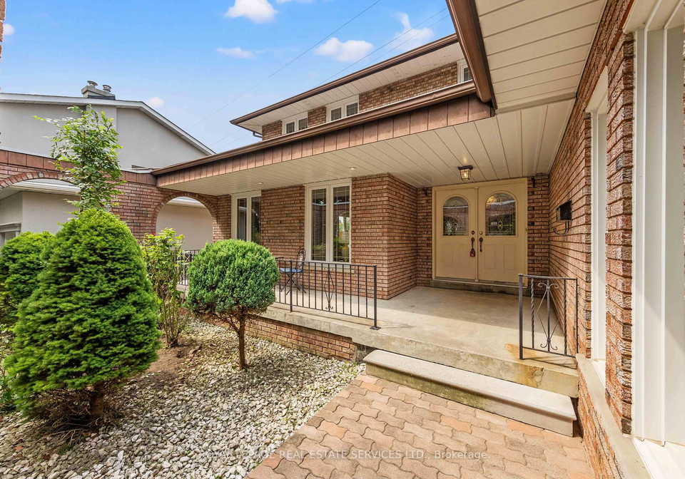 12-haliburton-avenue-etobicoke-ontario-w12287394