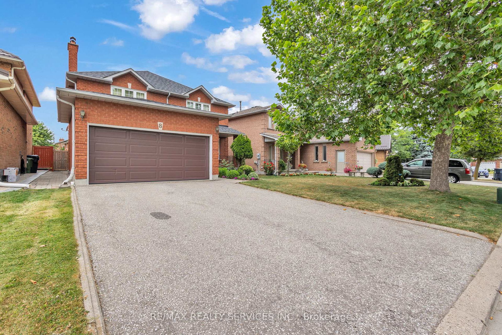 8-thoroughbred-crescent-etobicoke-ontario-w12287647