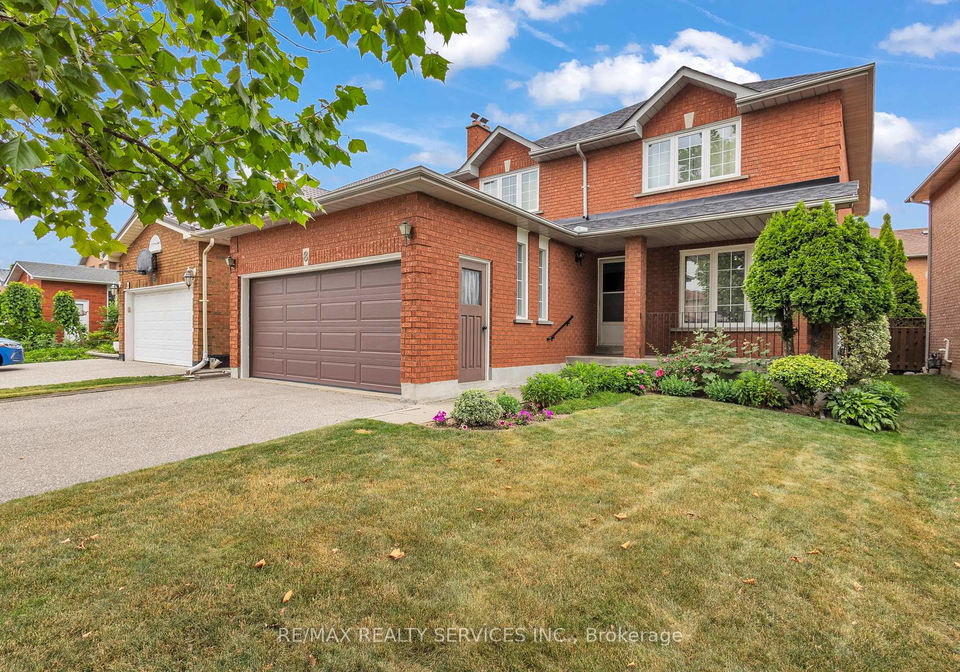 8-thoroughbred-crescent-etobicoke-ontario-w12287647