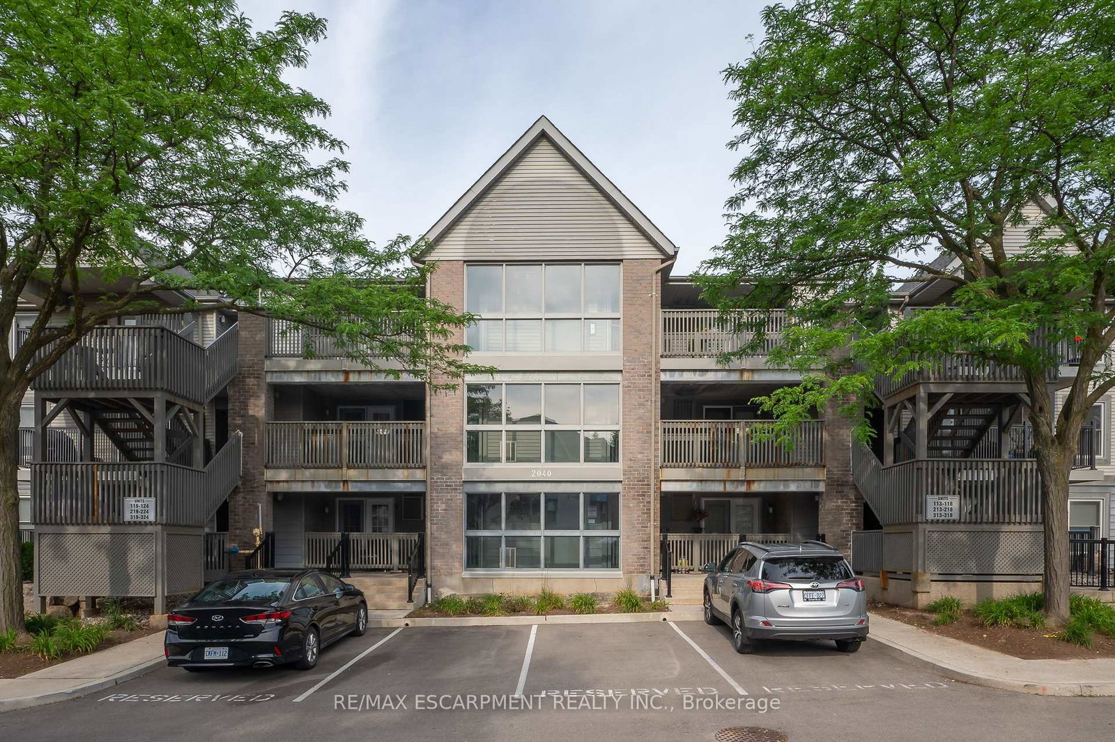 2040-cleaver-avenue-burlington-ontario-w12287903