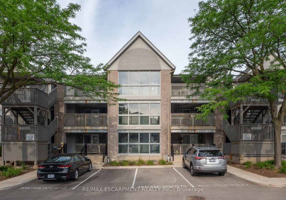 2040-cleaver-avenue-burlington-ontario-w12287903