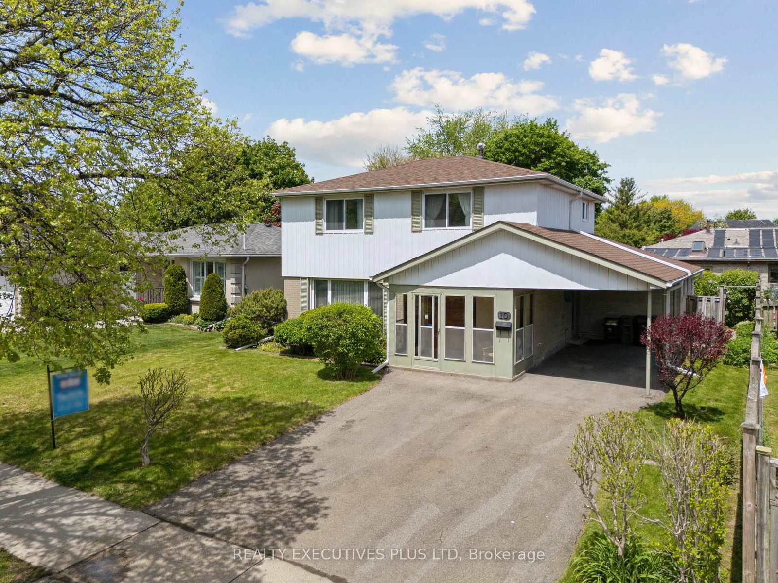 10-pergola-road-etobicoke-ontario-w12288073