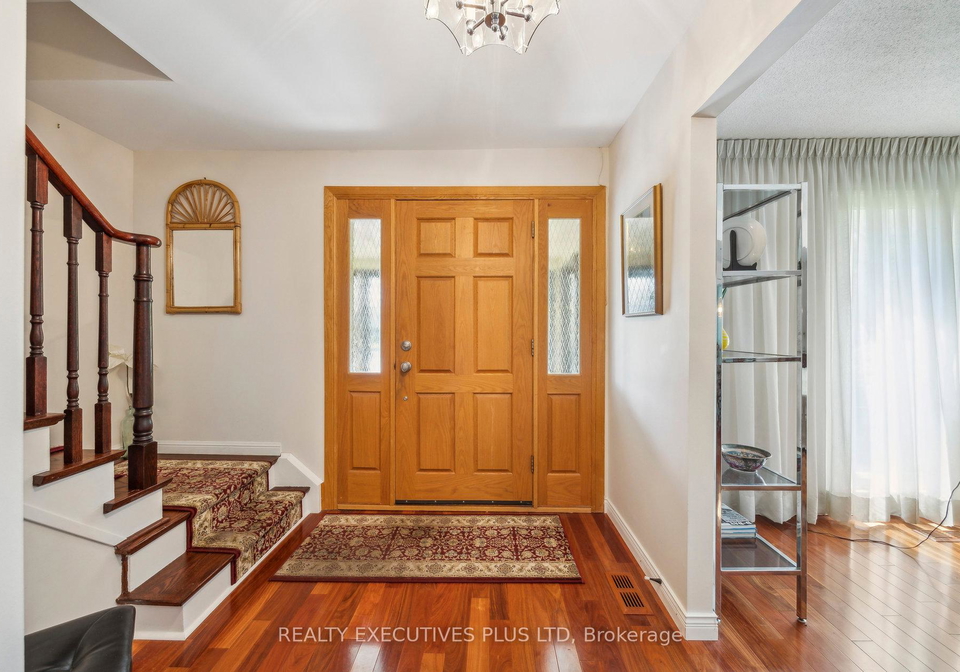 10-pergola-road-etobicoke-ontario-w12288073