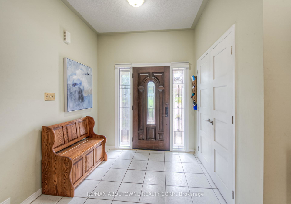 2229-glenfield-road-oakville-ontario-w12288287