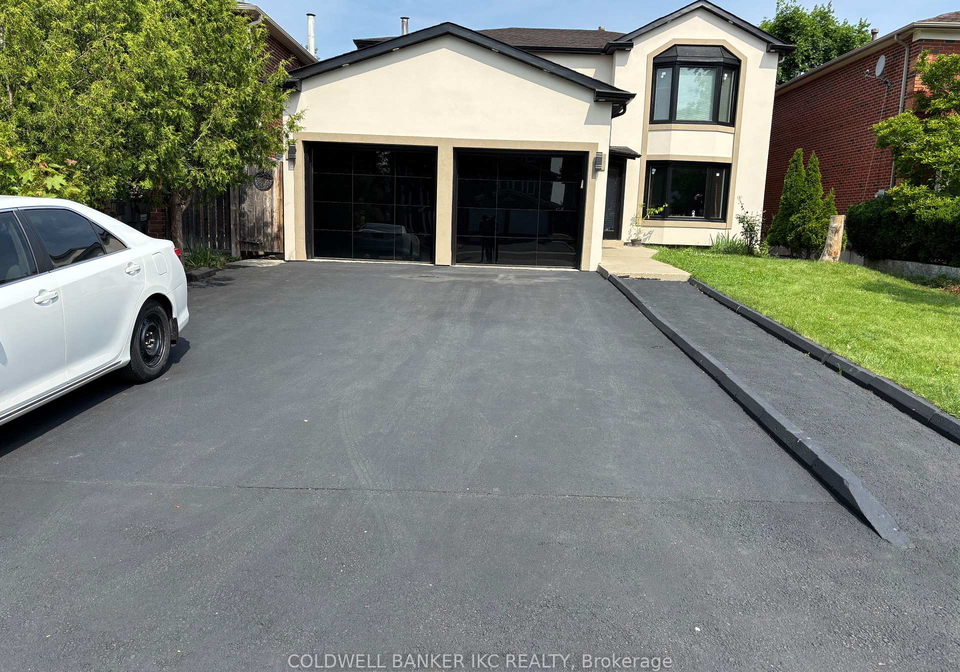 2599-ambercroft-trail-mississauga-ontario-w12288697