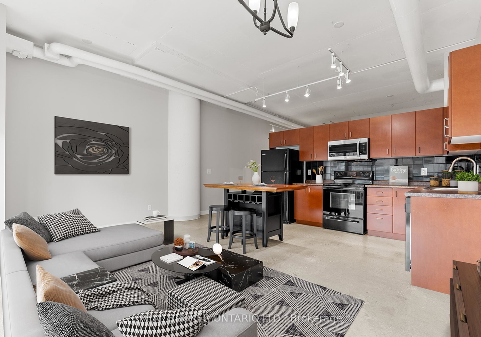 2-fieldway-road-etobicoke-ontario-w12288749