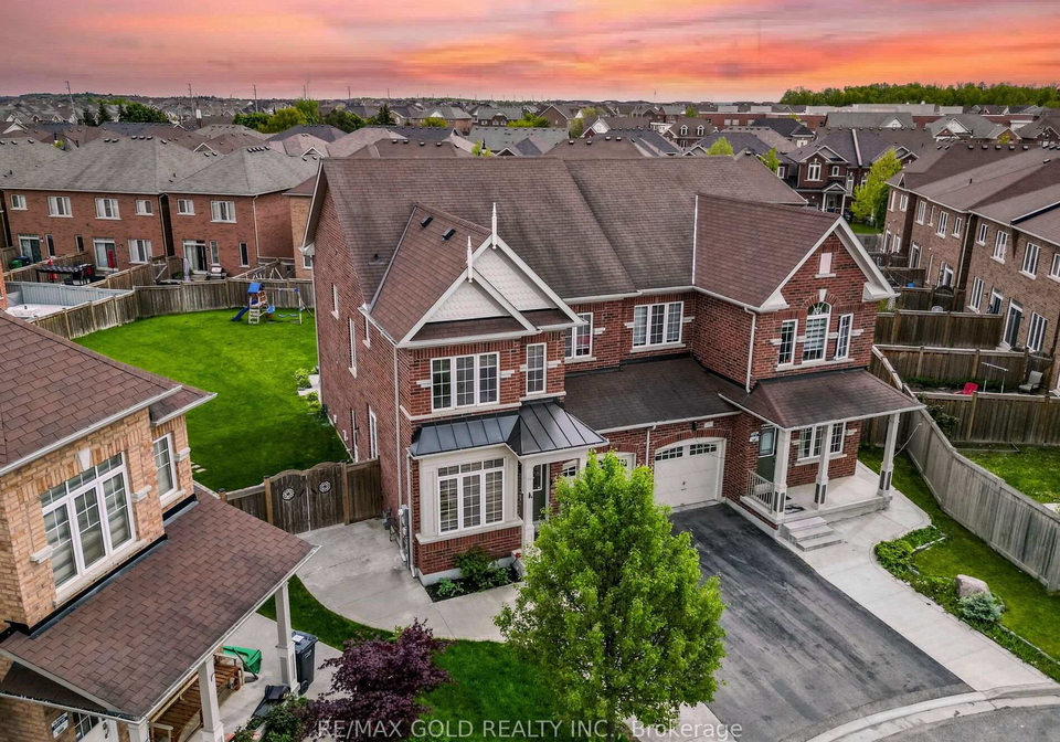 9-kempenfelt-trail-brampton-ontario-w12288807