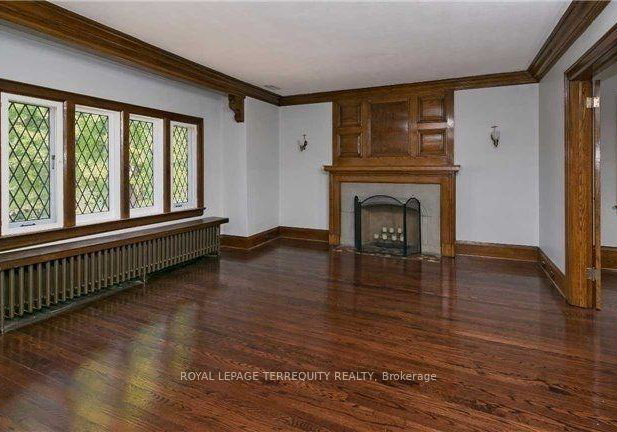 332-riverside-drive-toronto-ontario-w12288959