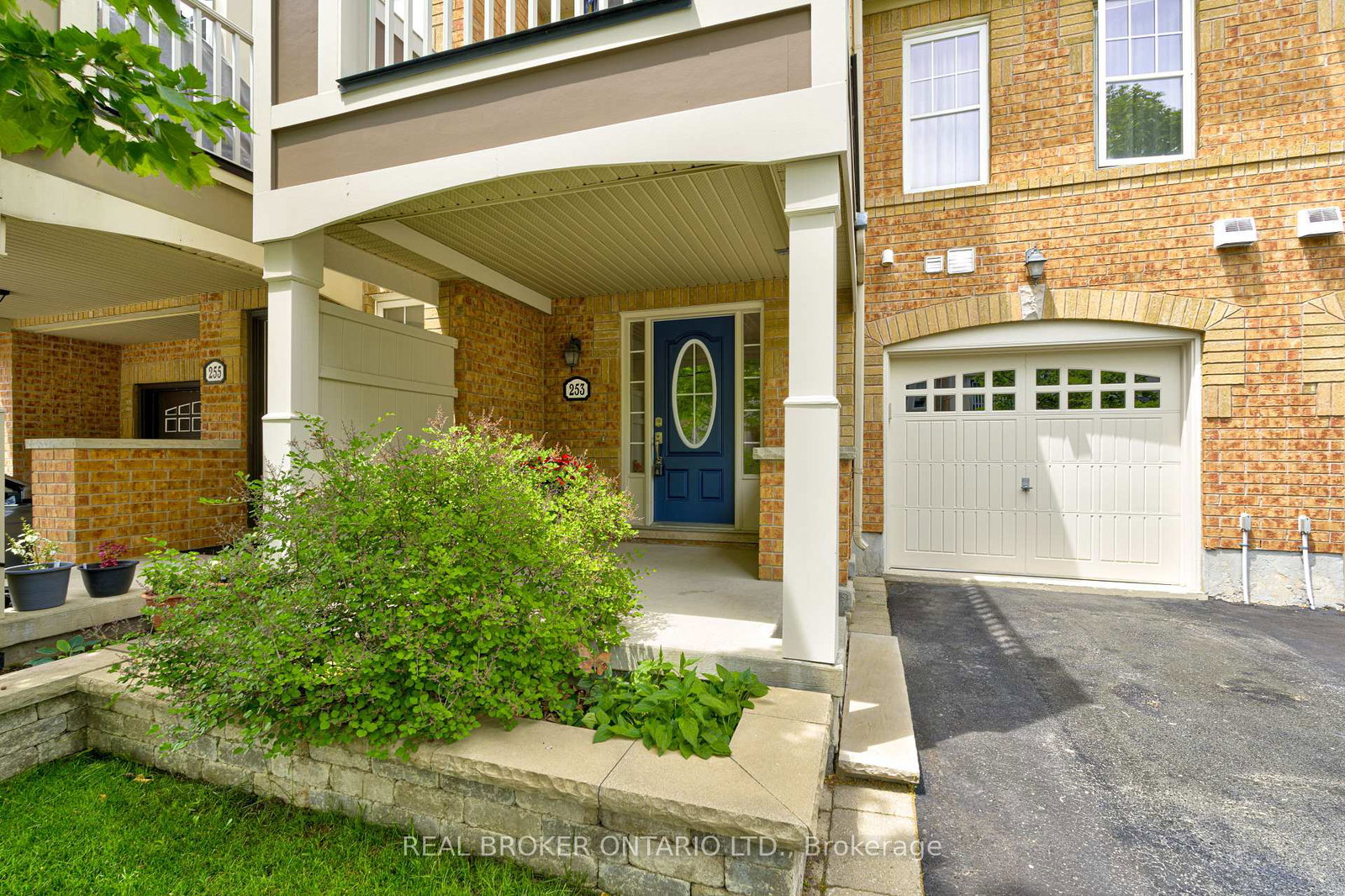 253-wetenhall-landing-milton-ontario-w12289104