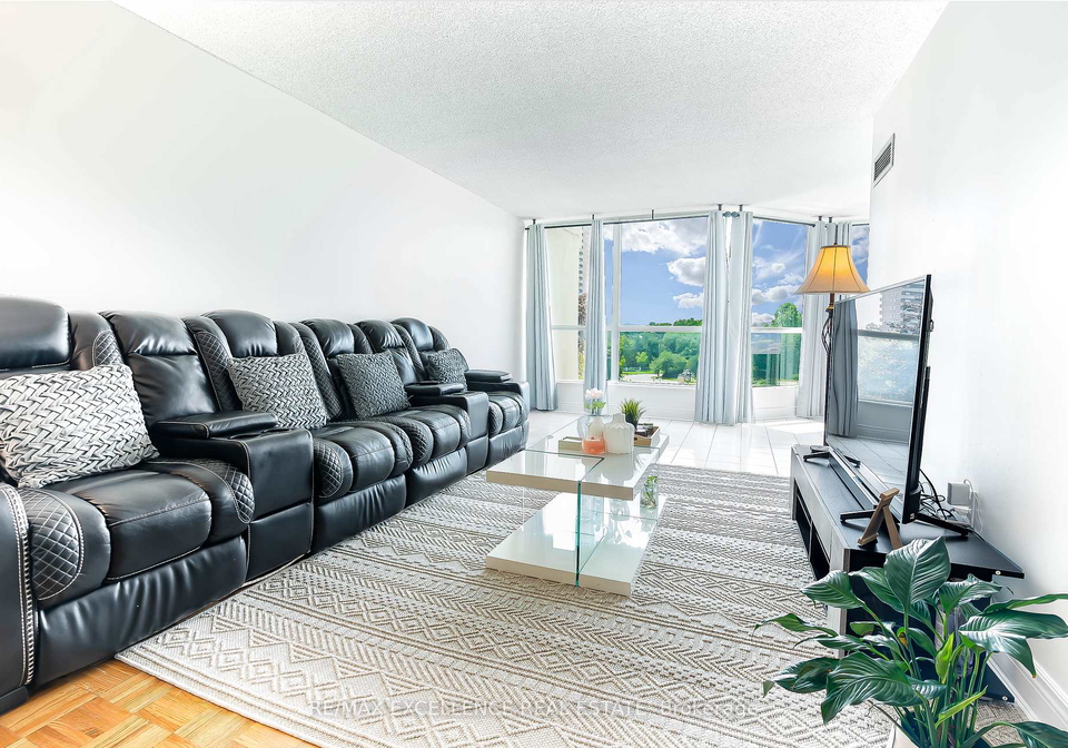 3-rowntree-road-etobicoke-ontario-w12289397