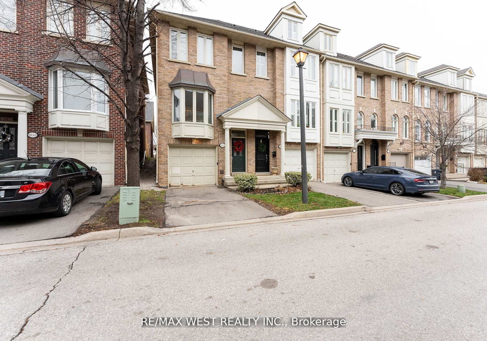 38-1-mendota-road-etobicoke-ontario-w12289426