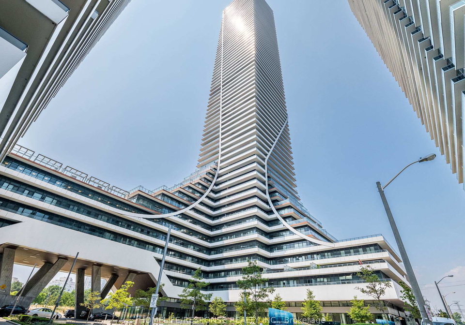 30-shore-breeze-drive-etobicoke-ontario-w12289599