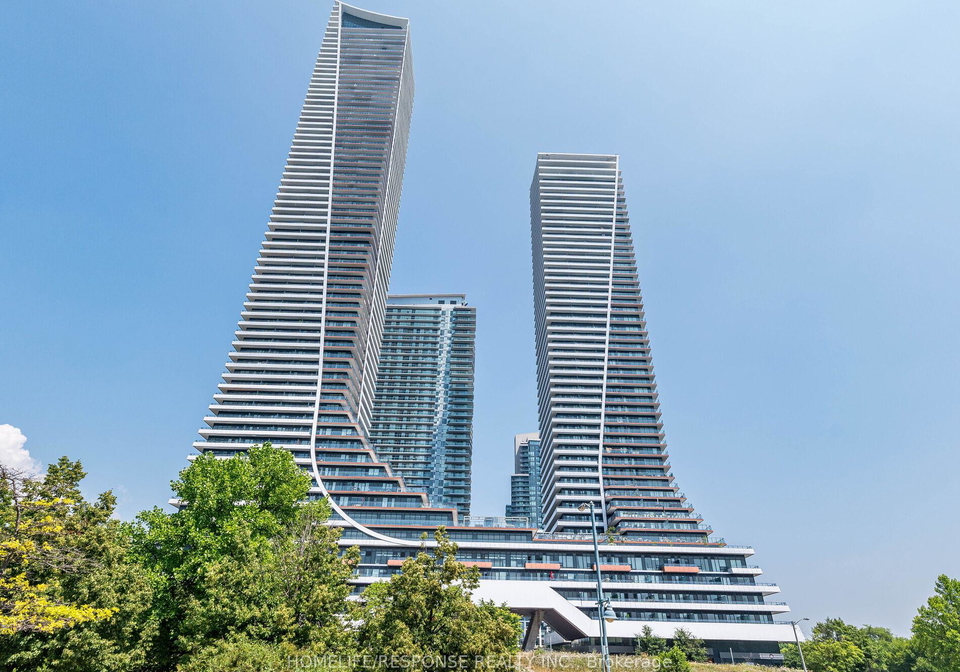 30-shore-breeze-drive-etobicoke-ontario-w12289599