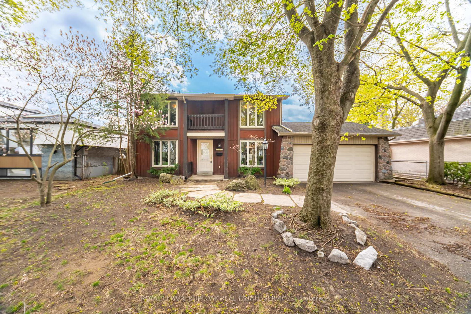 204-arichat-road-oakville-ontario-w12289681