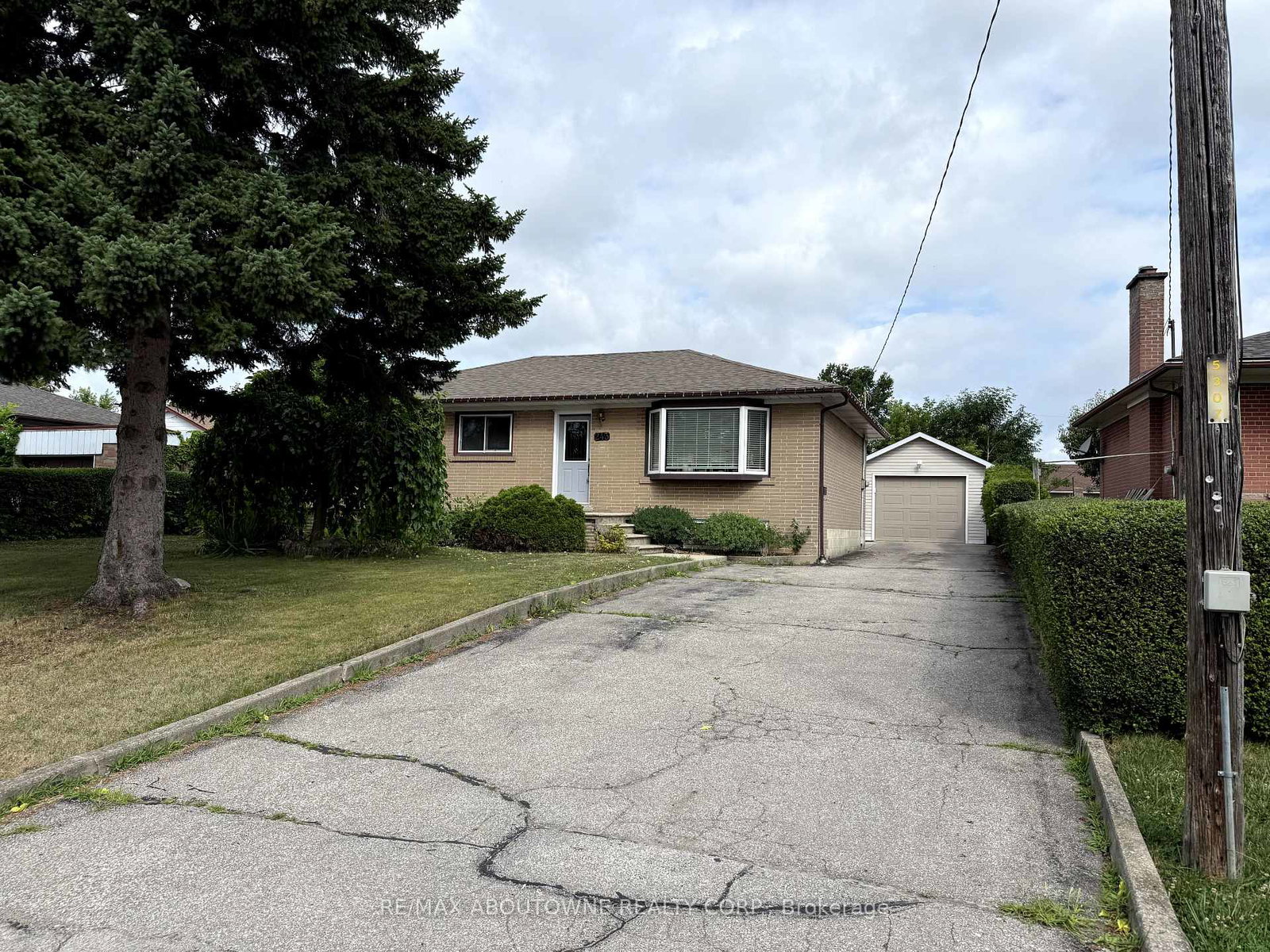 243-weighton-drive-oakville-ontario-w12289733