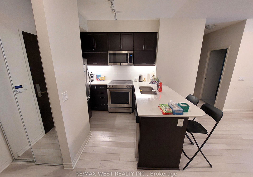 39-annie-craig-drive-etobicoke-ontario-w12289834