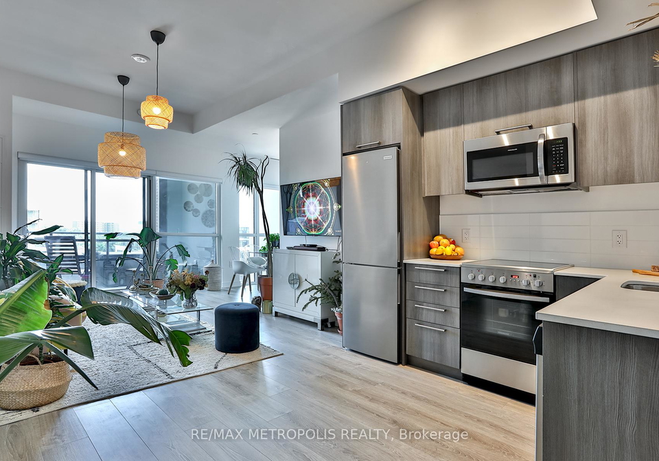 25-neighbourhood-lane-etobicoke-ontario-w12289847