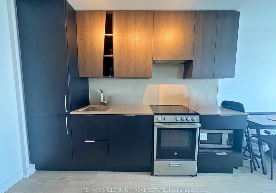 3900-confederation-parkway-mississauga-ontario-w12289855