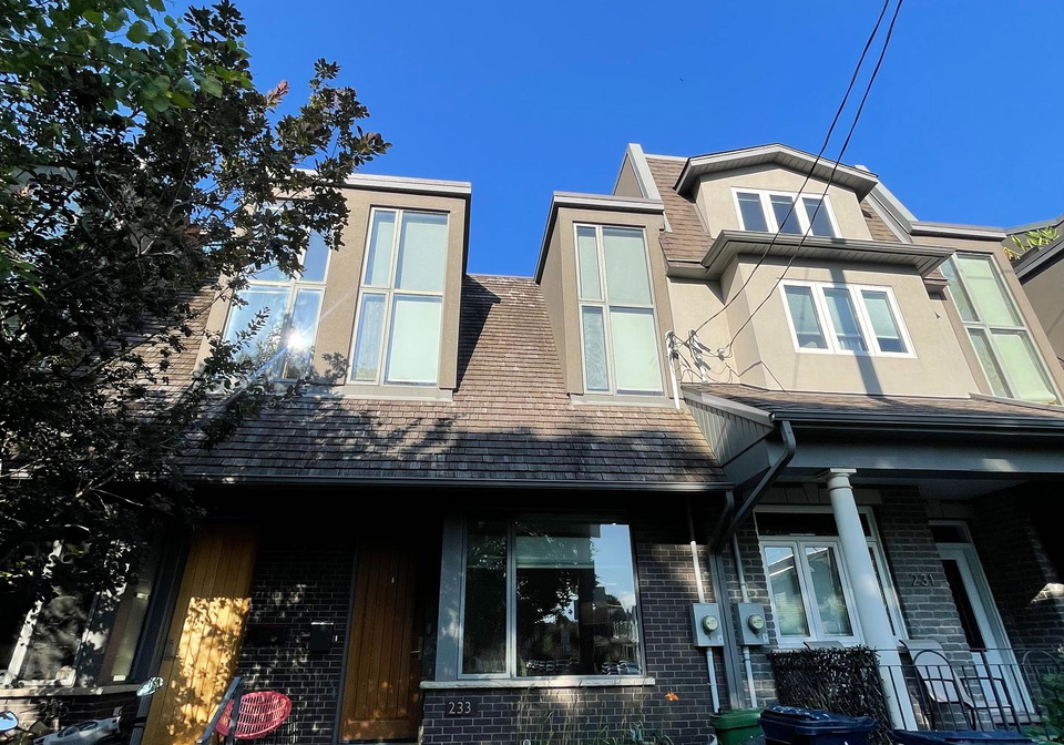 233-franklin-avenue-toronto-ontario-w12290030
