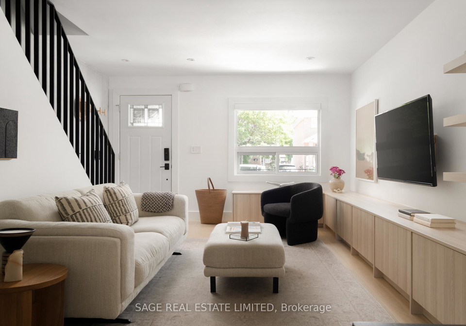 66-rosethorn-avenue-toronto-ontario-w12290111
