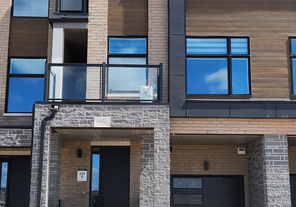 1296-muller-lane-oakville-ontario-w12290177