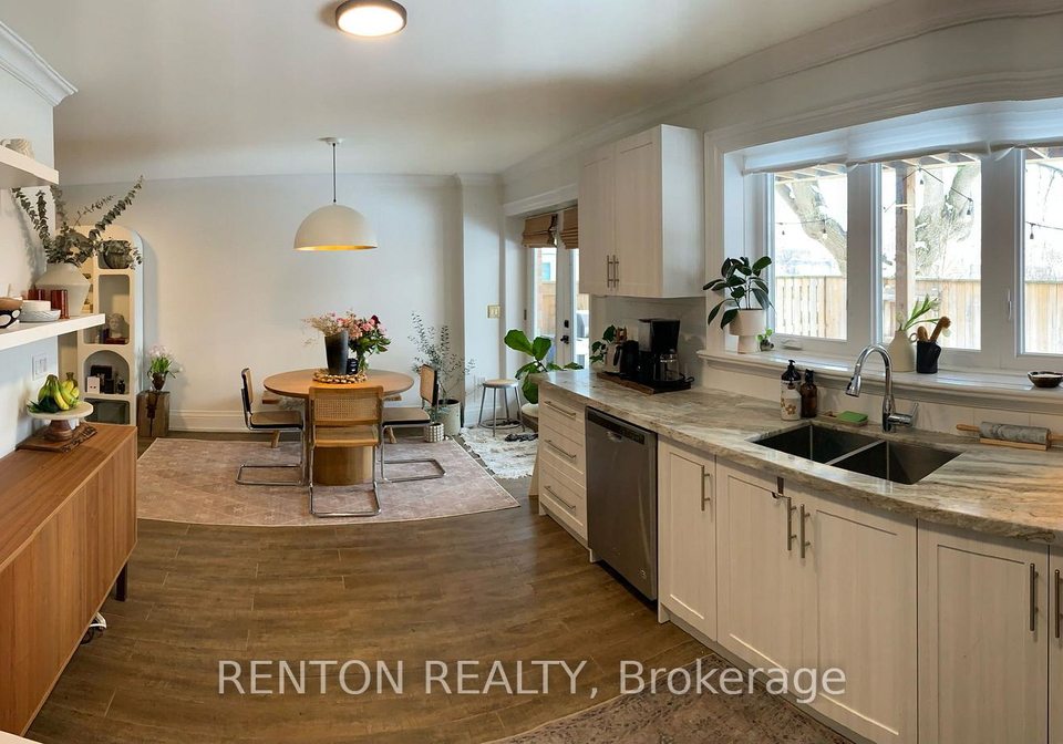 52a-hilldale-road-toronto-ontario-w12290273
