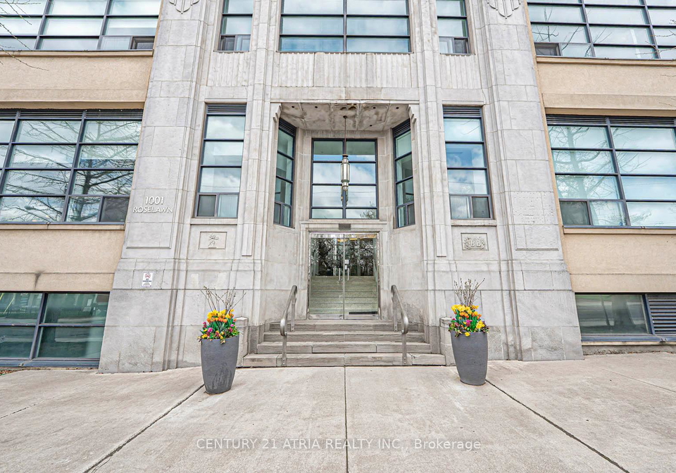 1001-roselawn-avenue-north-york-ontario-w12290727
