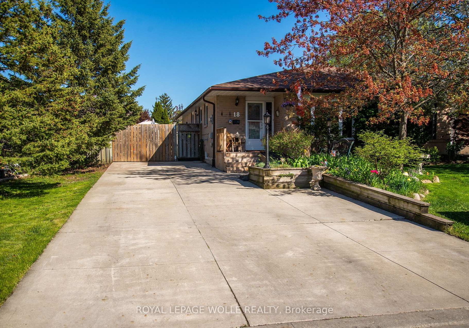 18-gulliver-crescent-brampton-ontario-w12290774