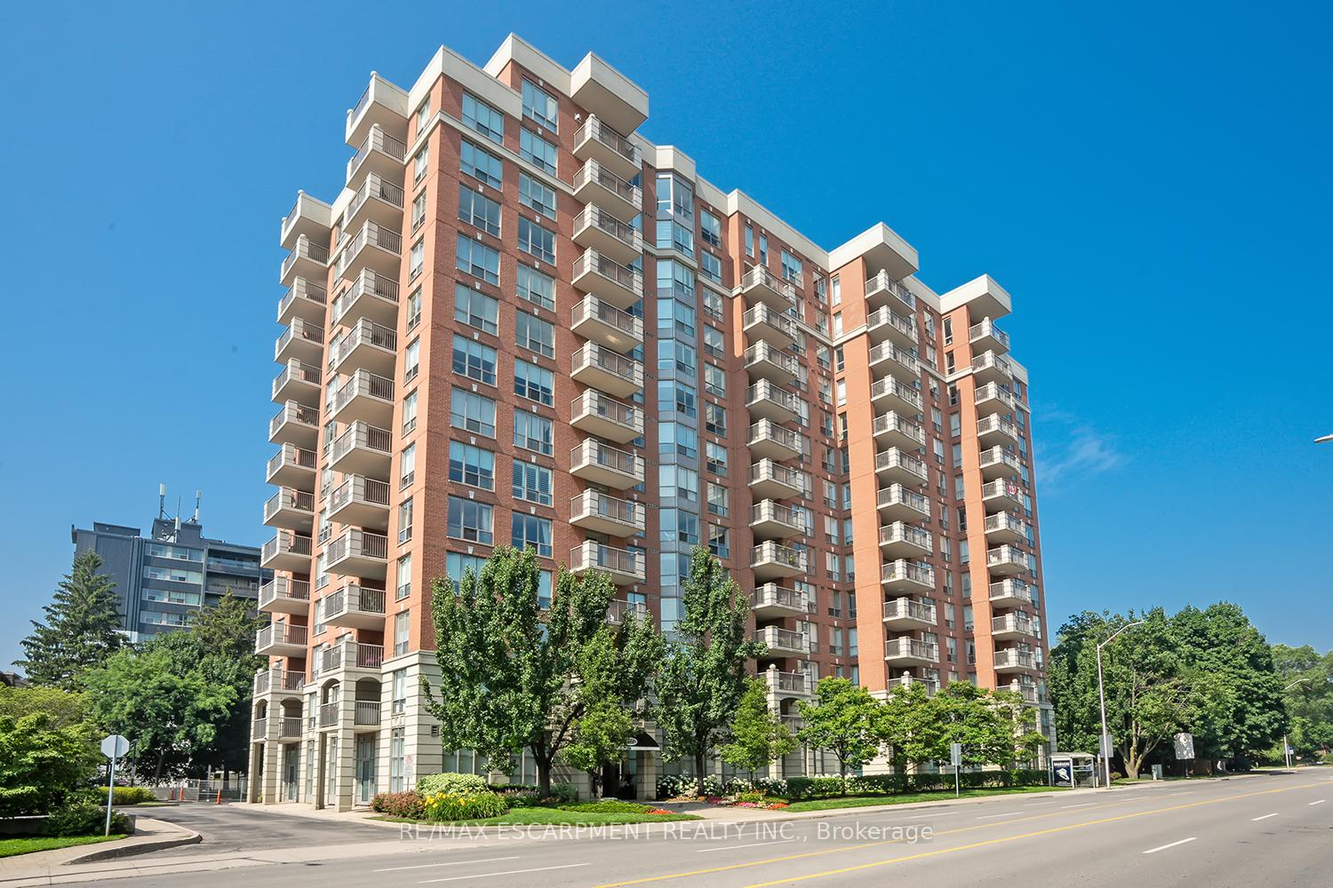 442-maple-avenue-burlington-ontario-w12290840