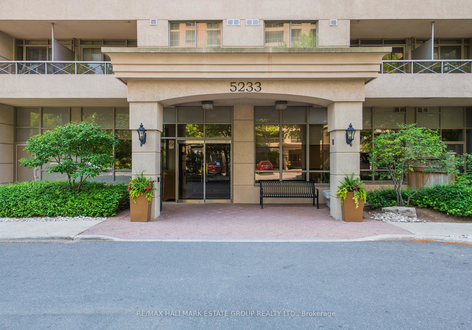 5233-dundas-street-w-w-etobicoke-ontario-w12290880