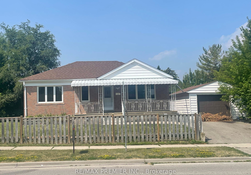2-parent-avenue-york-ontario-w12290938