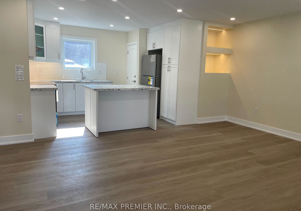 2-parent-avenue-york-ontario-w12290938