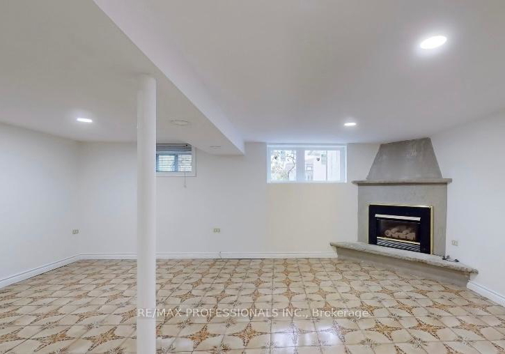 20-navenby-crescent-york-ontario-w12291003