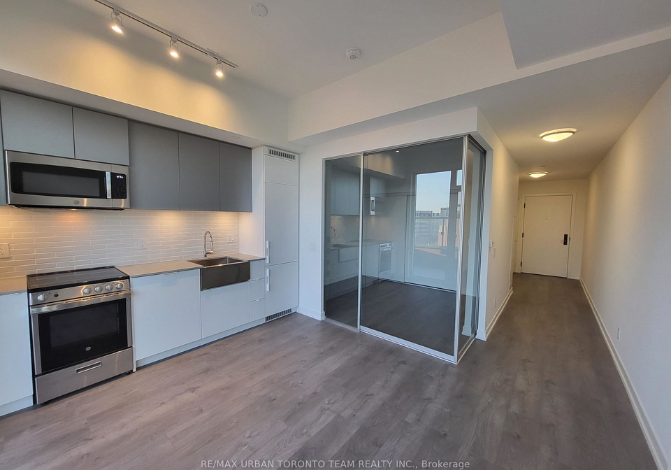 270-dufferin-street-toronto-ontario-w12291137
