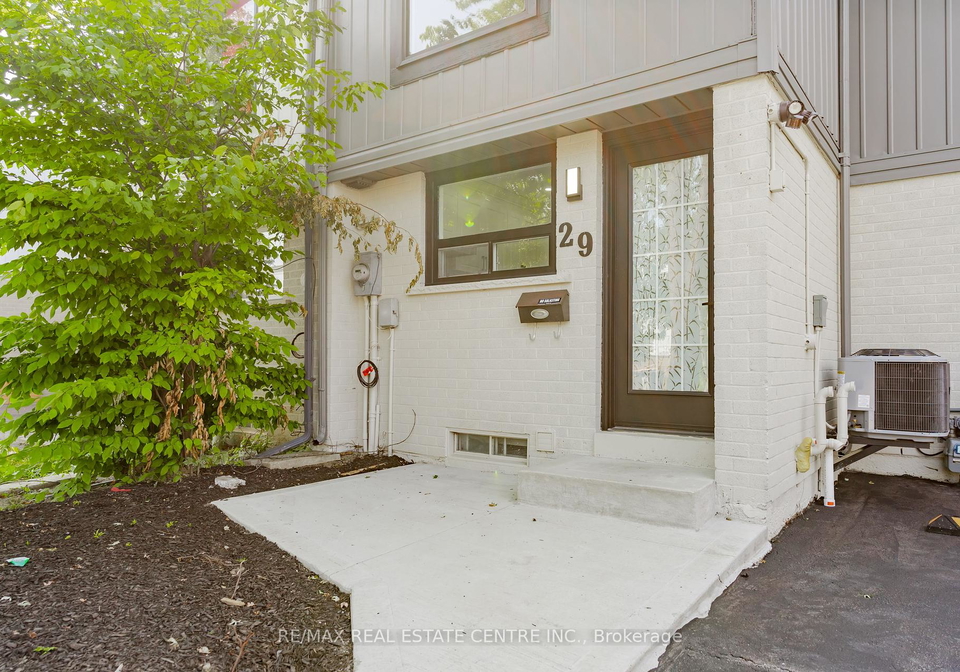 29-geraldine-court-brampton-ontario-w12291349