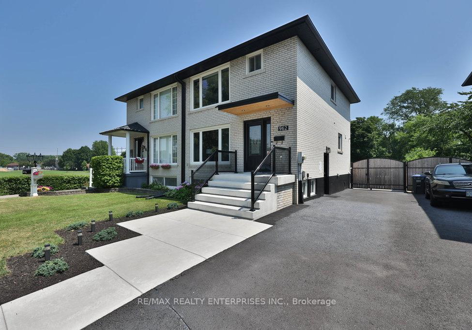 962-eighth-street-mississauga-ontario-w12291509