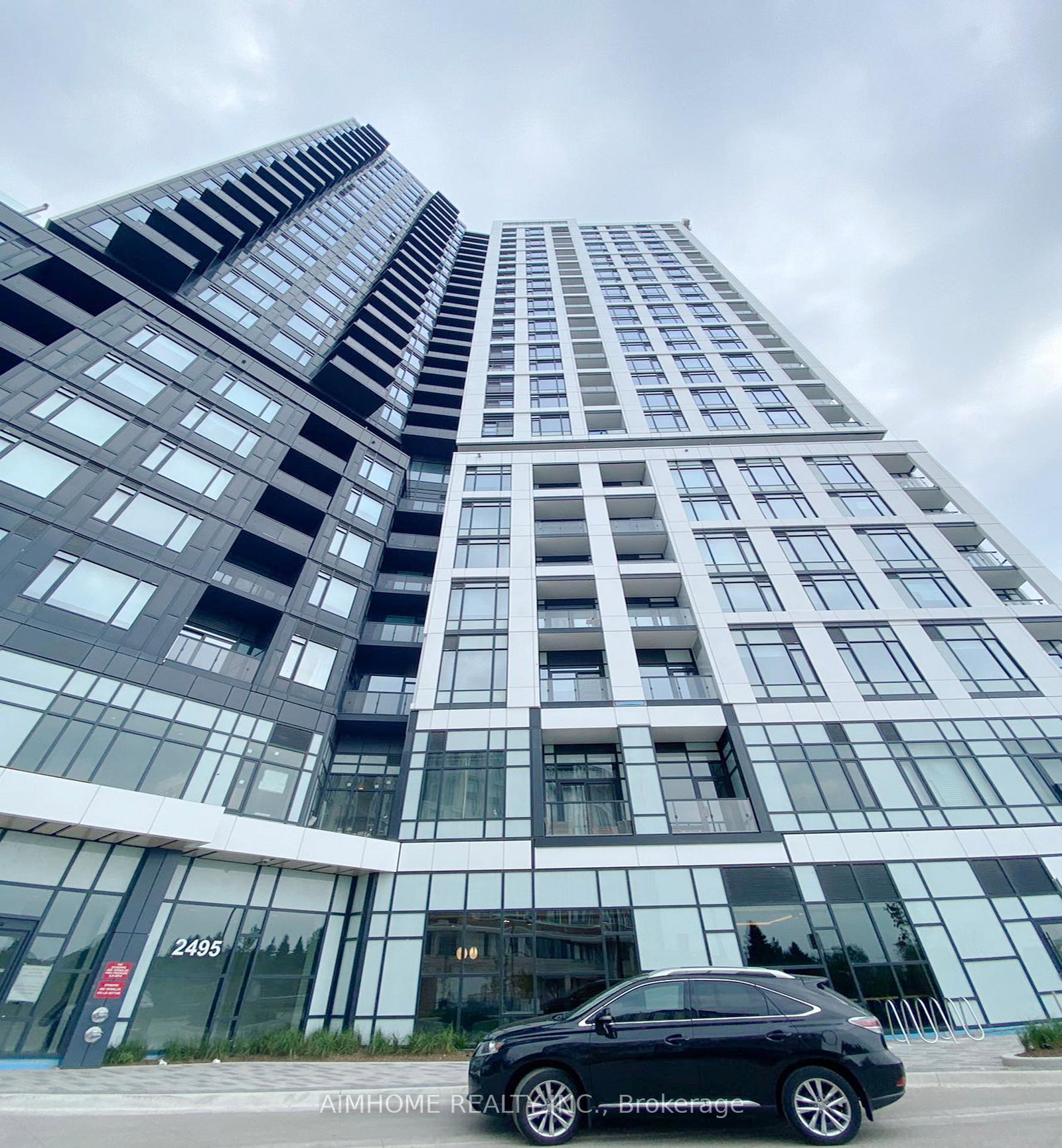 2495-eglinton-avenue-w-w-mississauga-ontario-w12291645
