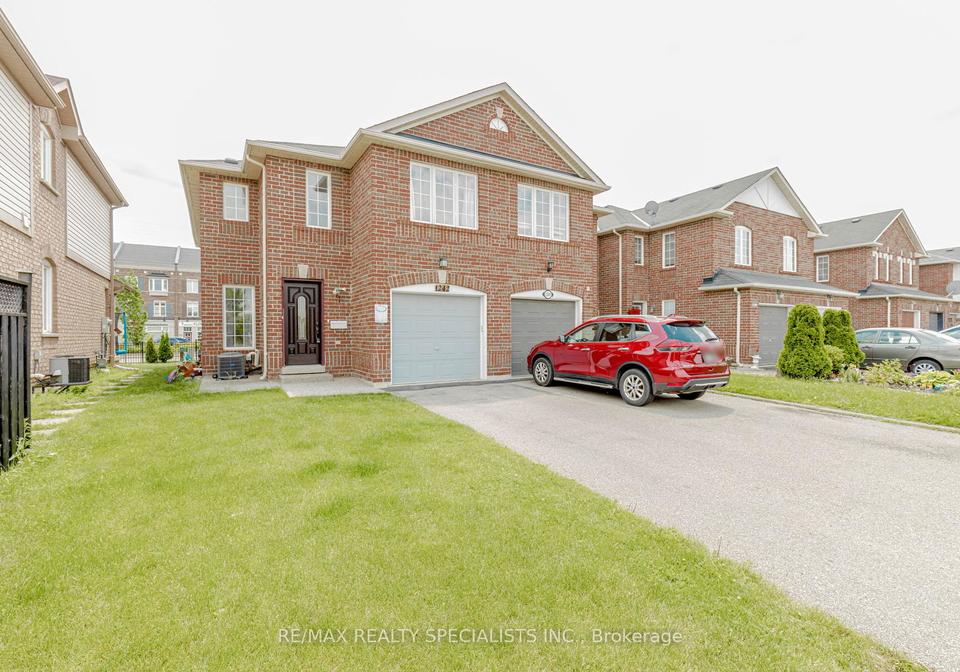 1242-mowat-lane-milton-ontario-w12292009