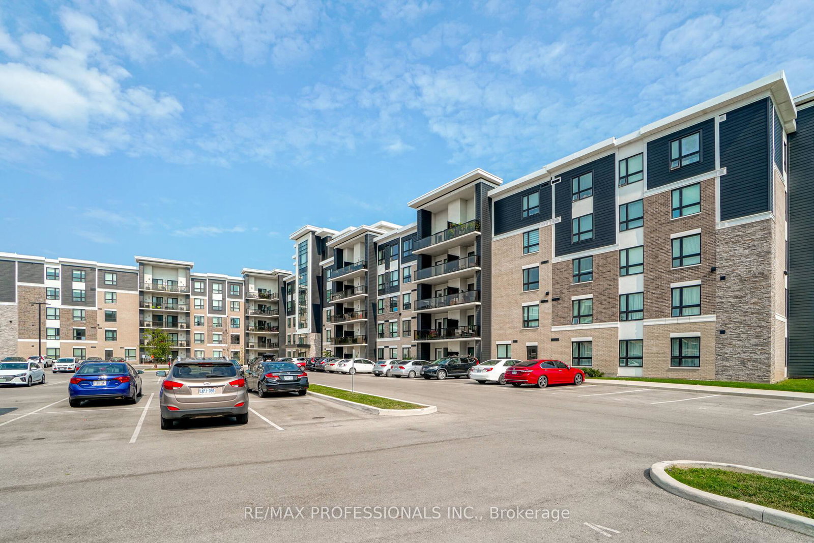 640-sauve-street-milton-ontario-w12292017