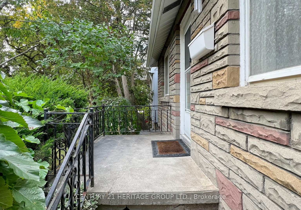 30-struthers-street-etobicoke-ontario-w12292200