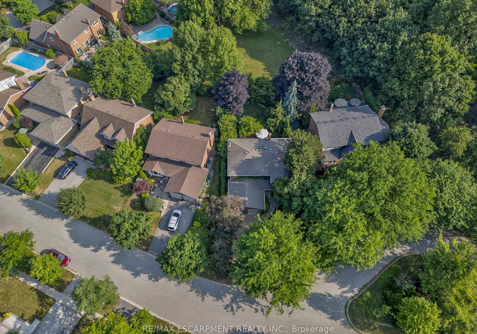 1355-edgeware-road-oakville-ontario-w12292356