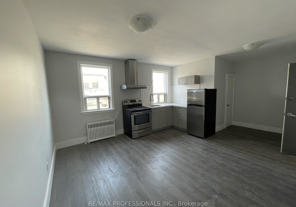 3210-lake-shore-boulevard-etobicoke-ontario-w12292596