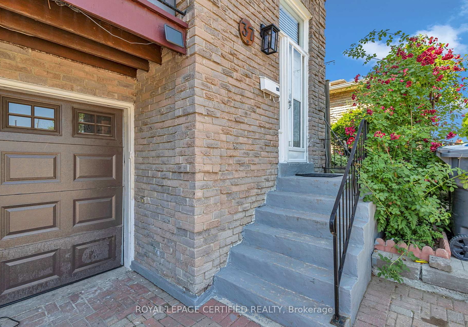 37-dafoe-crescent-brampton-ontario-w12292907