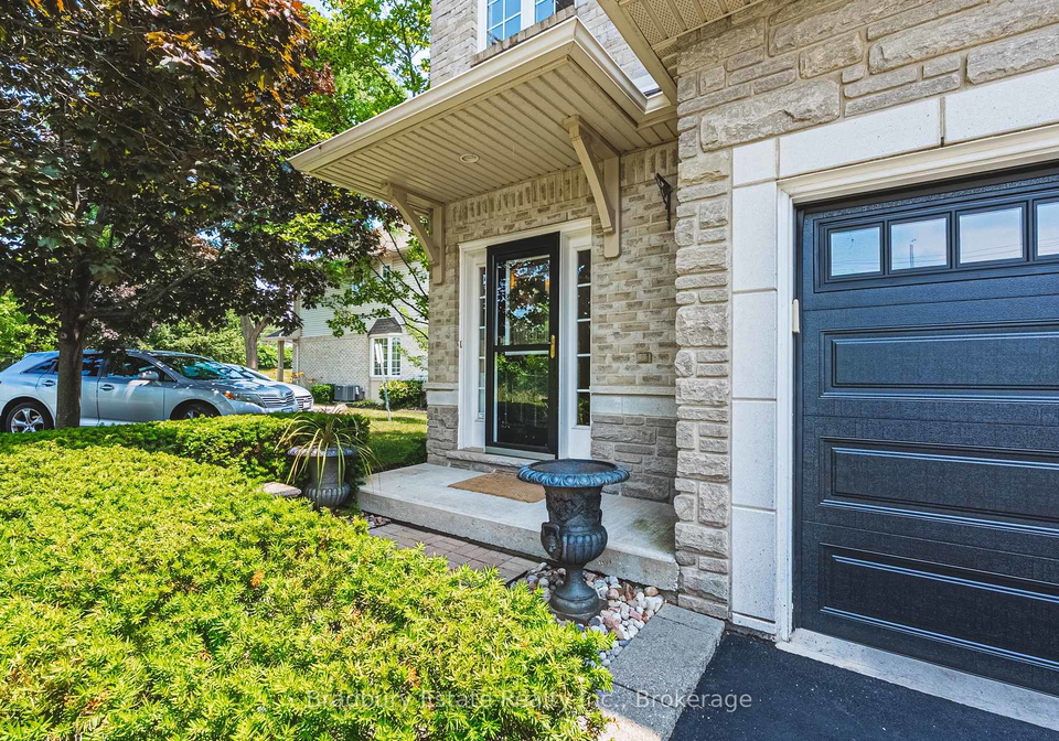 1375-stephenson-drive-burlington-ontario-w12293027