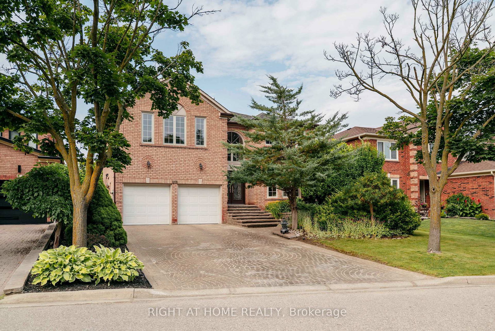 1376-ballantrae-drive-mississauga-ontario-w12293030