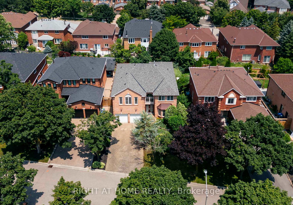 1376-ballantrae-drive-mississauga-ontario-w12293030
