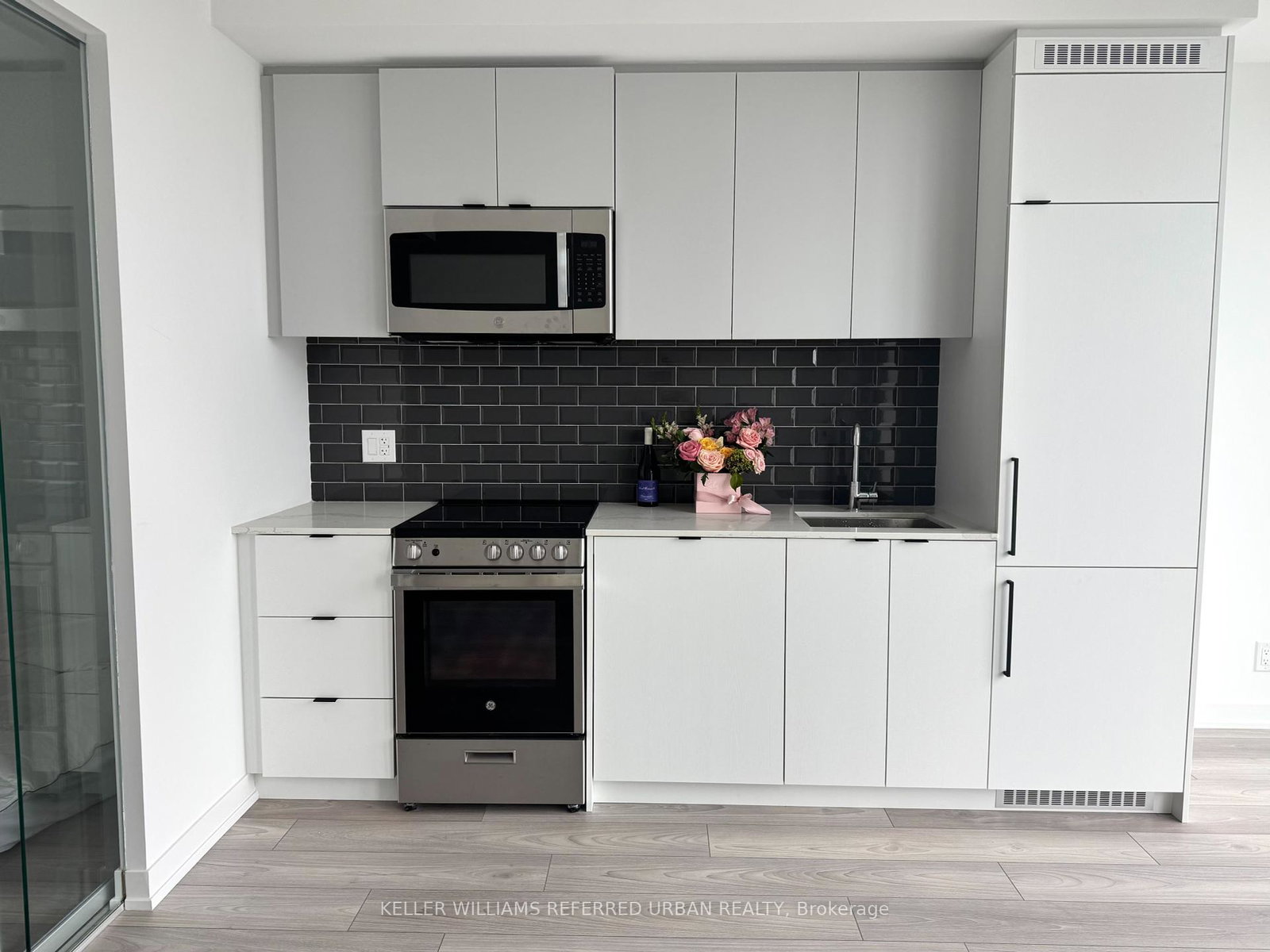 285-dufferin-street-toronto-ontario-w12293203