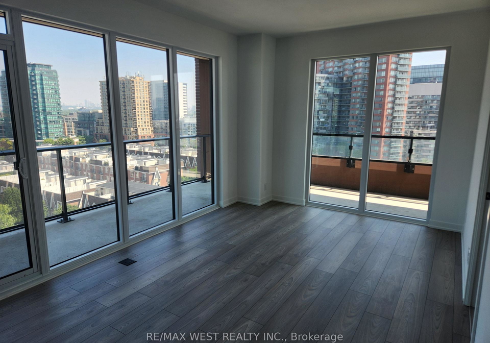 285-dufferin-street-toronto-ontario-w12293320