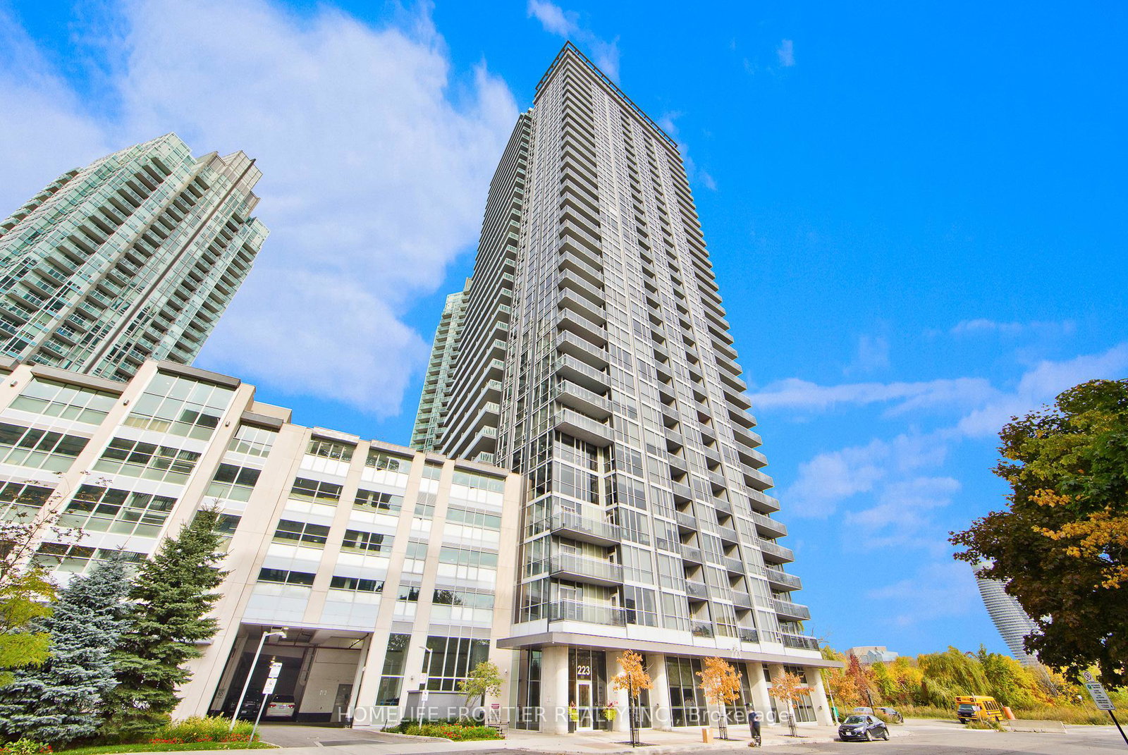223-webb-drive-mississauga-ontario-w12293346